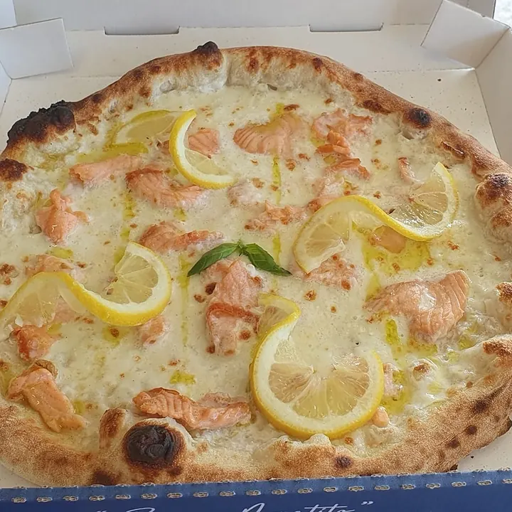Pizza Salmone